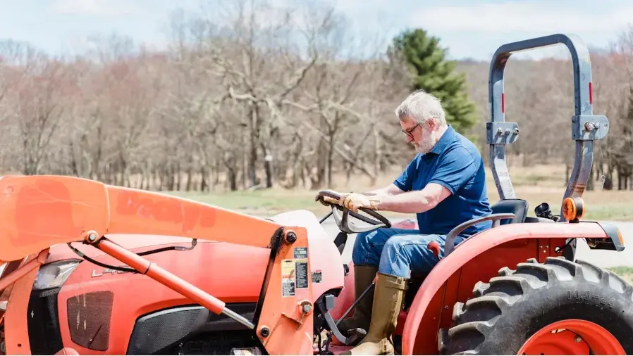 Bulldozer using Kubota Z482 engine at work